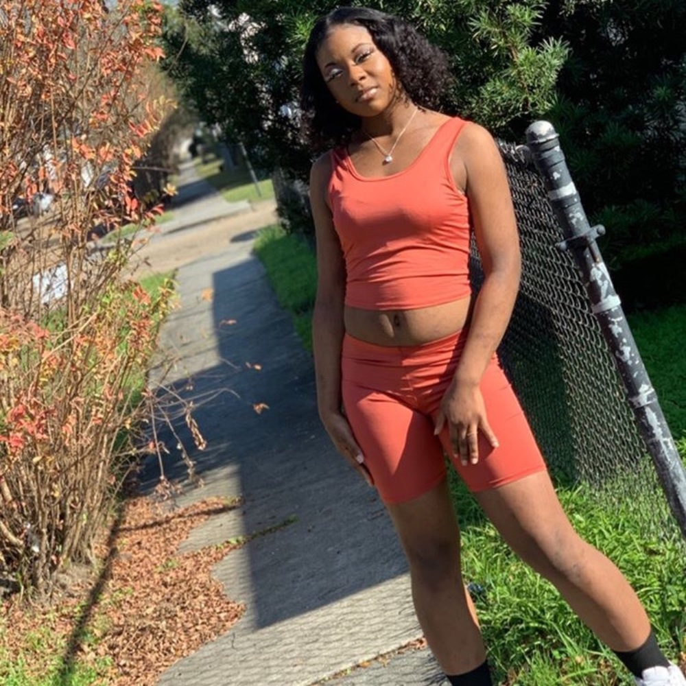 Meet your Posher, Kellie